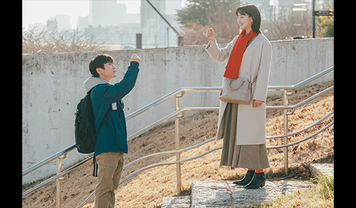 平行と垂直』前売り券販売映画館、前売り券特典｜映画前売券のことなら